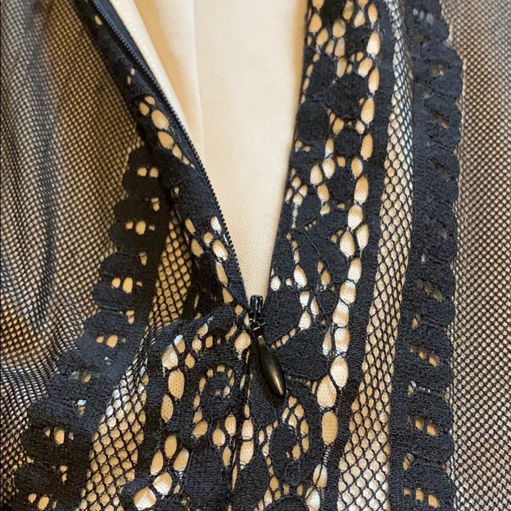 Dress - Picture 7 of 8